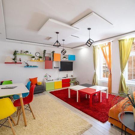 Old Town Colorful Two-Bedroom Apartment Saraievo Exterior foto